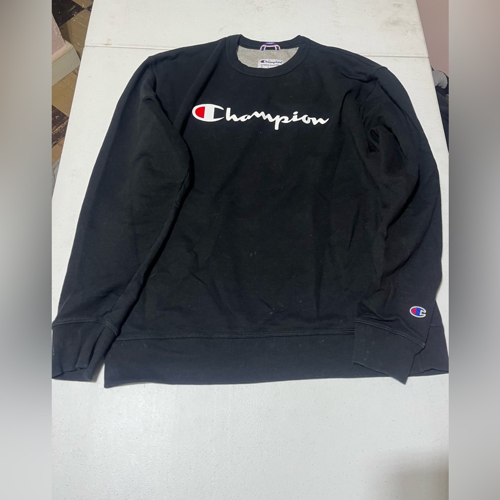 Champion Black Crewneck Sweater